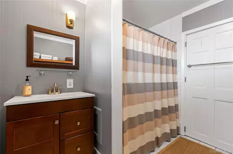Bath - 504 Milton Rd, Rye, NY 10580 photo 1 of 2
