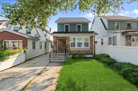21432 112th Rd, New York, NY 11429