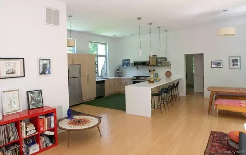 Kitchen - 30 Old East Rd, Wallkill, NY 12589 photo 1 of 4