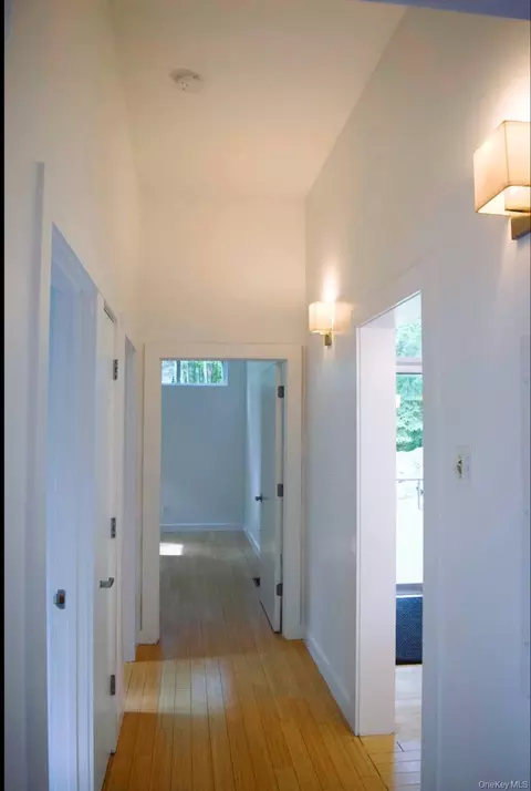 Entry Way - 30 Old East Rd, Wallkill, NY 12589 photo 1 of 1