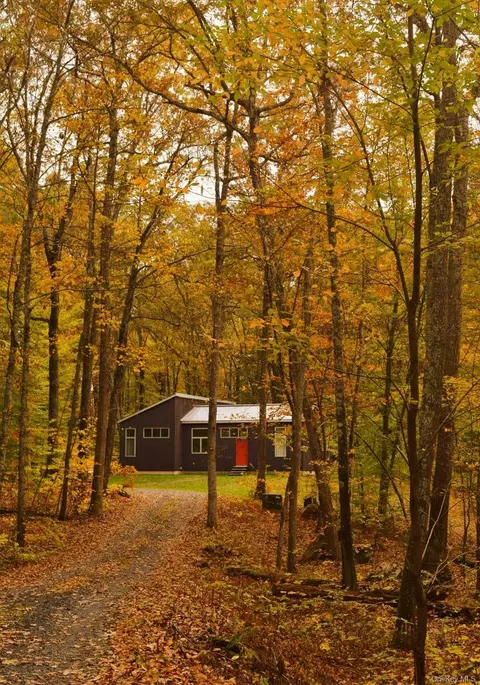 Exterior - 30 Old East Rd, Wallkill, NY 12589 photo 12 of 13