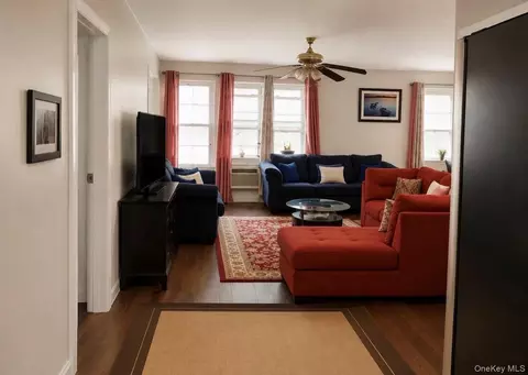 8710 149th Ave #2H, Howard Beach, NY 11414