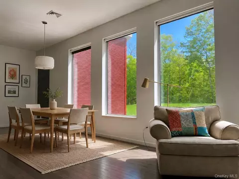Dining - 32 Old East Rd, Wallkill, NY 12589 photo 3 of 3