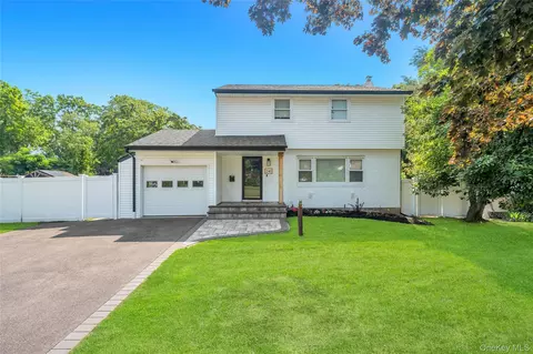 241 Tree Rd, Centereach, NY 11720