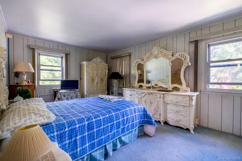 Bedroom - 4 Charter Cir #4, Ossining, NY 10562 photo 3 of 4