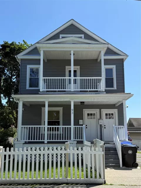 93 Worrall Ave, Poughkeepsie, NY 12603