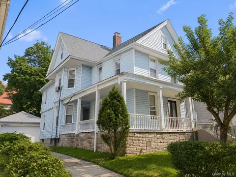 8427 85th Dr, New York, NY 11421