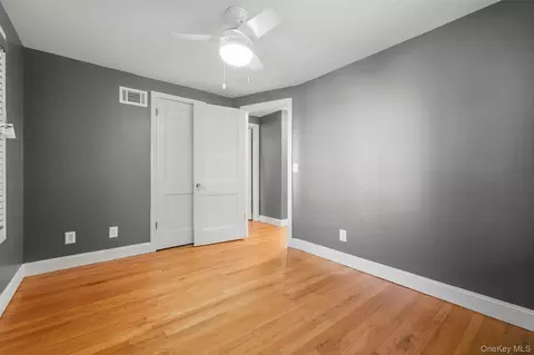 Bedroom - 9 Memory Ln, Poughkeepsie, NY 12603 photo 4 of 4