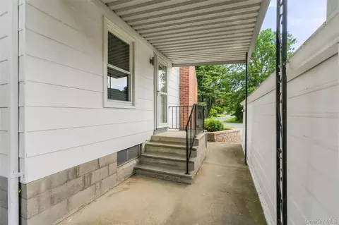 Exterior - 9 Memory Ln, Poughkeepsie, NY 12603 photo 5 of 15