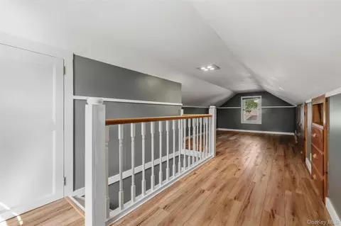 Entry Way - 9 Memory Ln, Poughkeepsie, NY 12603 photo 3 of 3