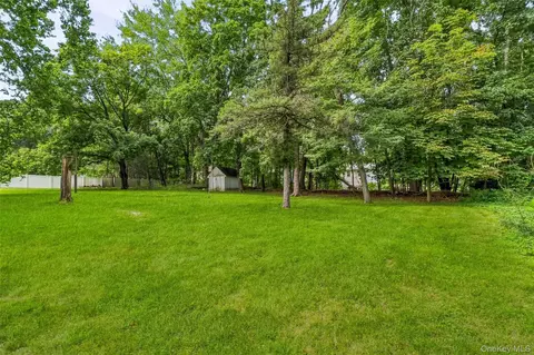 Exterior - 9 Memory Ln, Poughkeepsie, NY 12603 photo 10 of 15