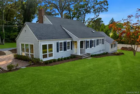 34 Old Field Rd, Setauket, NY 11733