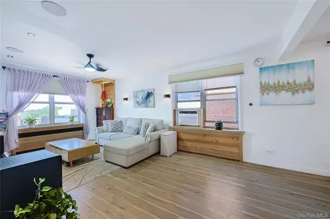 Living - 13604 Cherry Ave #4E, Flushing, NY 11355 photo 4 of 4