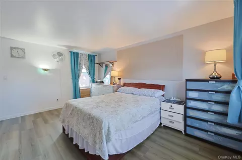Bedroom - 13604 Cherry Ave #4E, Flushing, NY 11355 photo 2 of 4
