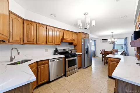 Kitchen - 205 Stuart Rd, Valley Stream, NY 11581 photo 2 of 2