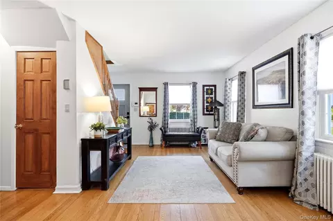 Other - 205 Stuart Rd, Valley Stream, NY 11581 photo 1 of 6