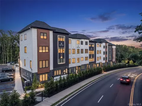 7 Valley Way #220, Ramapo, NY 10977