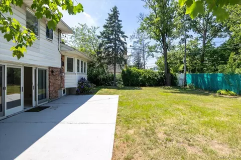 Exterior - 52 Blanche, Plainview, NY 11803 photo 4 of 5