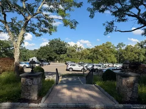 Exterior - 150 Overlook Ave #5E, Peekskill, NY 10566 photo 1 of 3