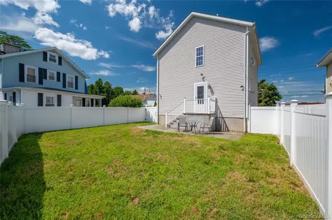 Exterior - 5 Welcher Ave, Peekskill, NY 10566 photo 6 of 7