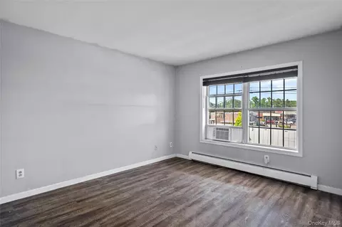 Living - 5 Welcher Ave, Peekskill, NY 10566 photo 5 of 5