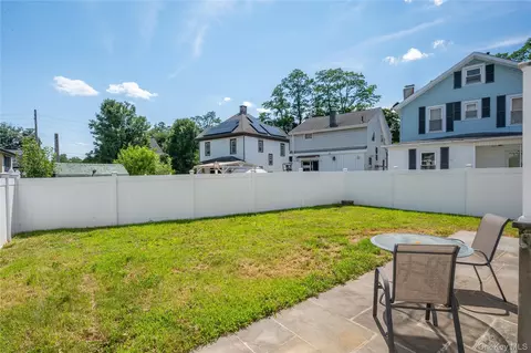 Exterior - 5 Welcher Ave, Peekskill, NY 10566 photo 5 of 7