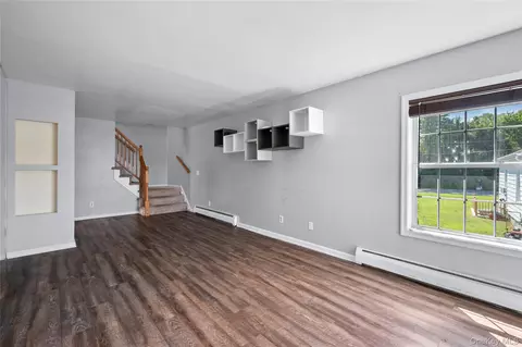 Living - 5 Welcher Ave, Peekskill, NY 10566 photo 2 of 5