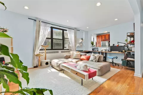 67-35 Yellowstone Blvd #4P, New York, NY 11375