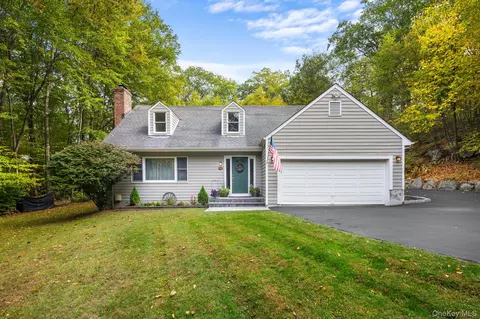 568 Farmers Mills Rd, Kent, NY 10512