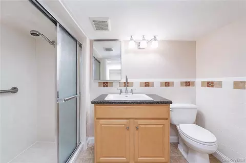 Bath - 1024 68th St, Brooklyn, NY 11219 photo 2 of 2