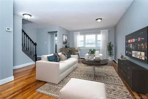 2545 Hollers Ave, New York, NY 10475