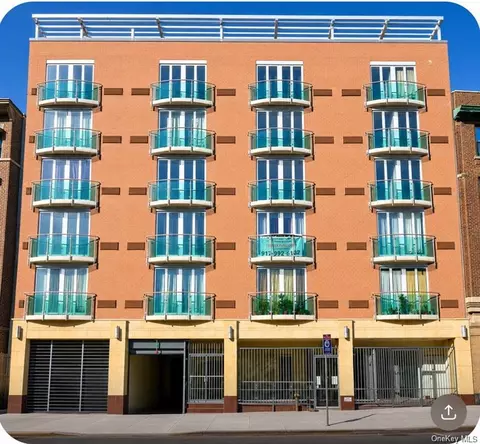 88-20 Parsons #6D, Jamaica, NY 11432