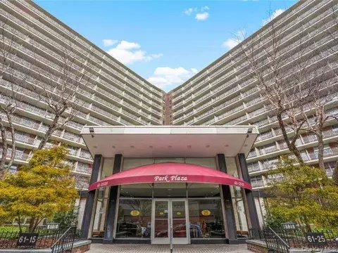 61-25 97th St #6E, New York, NY 11374