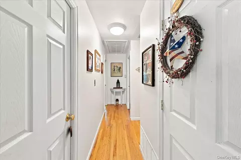Entry Way - 34 Fairfax Rd, Fishkill, NY 12524 photo 1 of 3