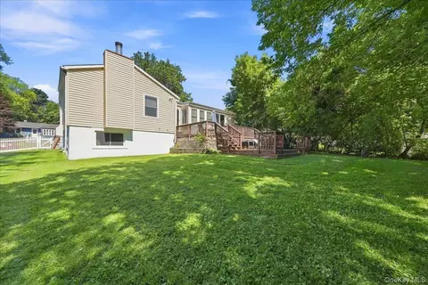 Exterior - 34 Fairfax Rd, Fishkill, NY 12524 photo 3 of 4