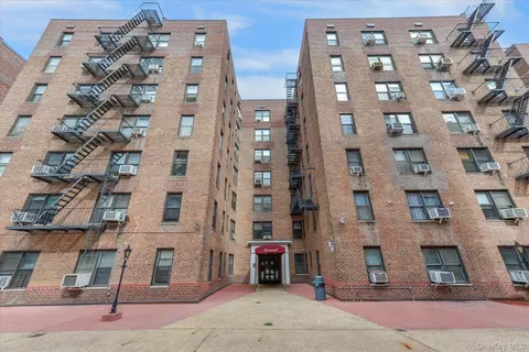 83-75 Woodhaven Blvd #1/C, New York, NY 11421
