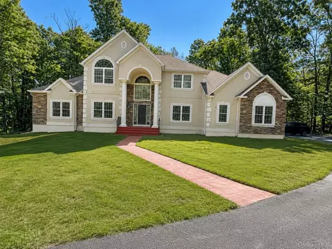 39 Jacob Rumph Ct, Crawford, NY 12549
