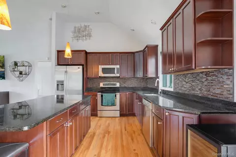 Kitchen - 27 Frieda Ln, La Grange, NY 12603 photo 1 of 2