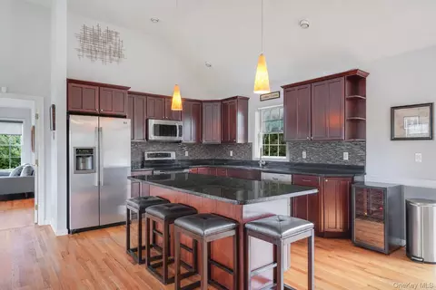 Kitchen - 27 Frieda Ln, La Grange, NY 12603 photo 2 of 2