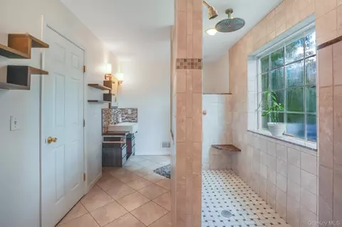 Bath - 27 Frieda Ln, La Grange, NY 12603 photo 3 of 6