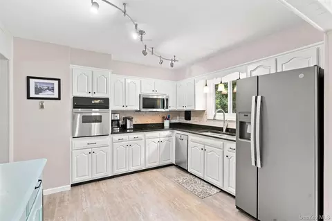 Kitchen - 21 Smith St, Red Hook, NY 12571 photo 1 of 3