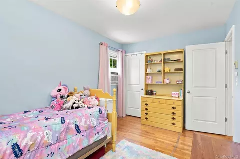 Bedroom - 21 Smith St, Red Hook, NY 12571 photo 4 of 6