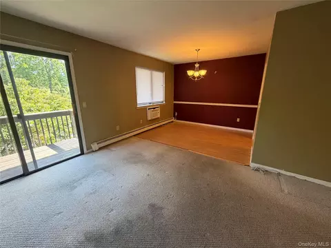8 Loudon Dr #8, Fishkill, NY 12524 photo 5