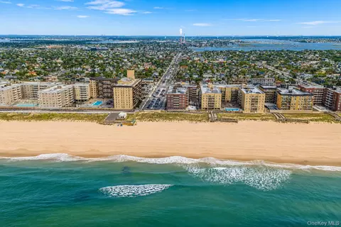 600 Shore Rd #5B, Long Beach, NY 11561
