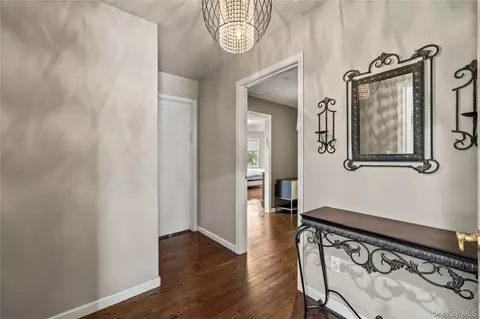 Entry Way - 33 Morris Rd, Ramapo, NY 10977 photo 11 of 14