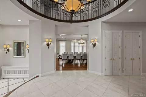 Entry Way - 33 Morris Rd, Ramapo, NY 10977 photo 3 of 14