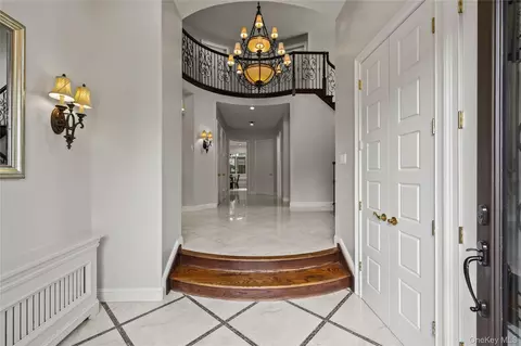 Entry Way - 33 Morris Rd, Ramapo, NY 10977 photo 1 of 14