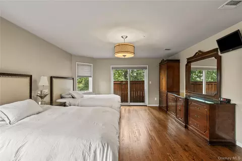 Bedroom - 33 Morris Rd, Ramapo, NY 10977 photo 3 of 6