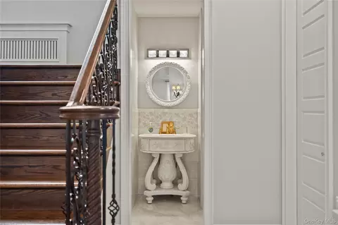 Entry Way - 33 Morris Rd, Ramapo, NY 10977 photo 5 of 14