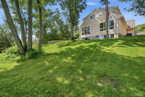 Exterior - 107 Lake Shore Dr, Patchogue, NY 11772 photo 7 of 9